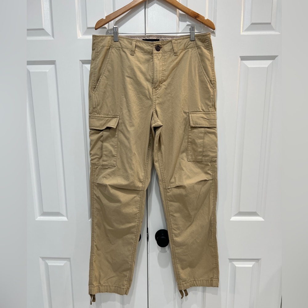 Aeropostale relaxed men's cargo size medium